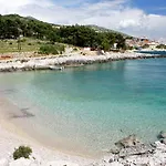 Seaside House Milna, Hvar - 114 Feriehus *